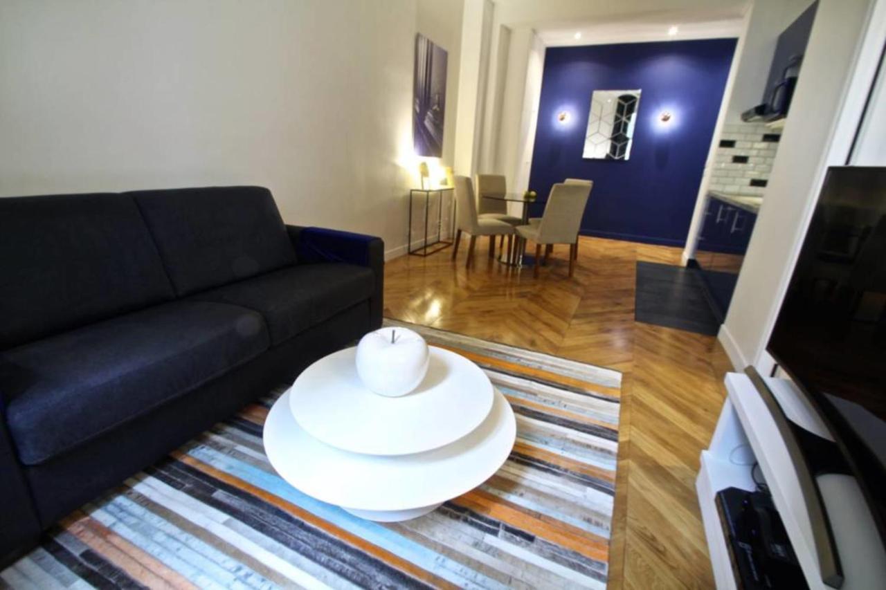 Apartment Near Montmartre ปารีส ภายนอก รูปภาพ