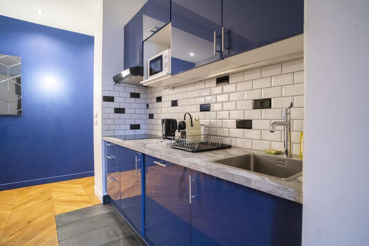 Apartment Near Montmartre ปารีส ภายนอก รูปภาพ