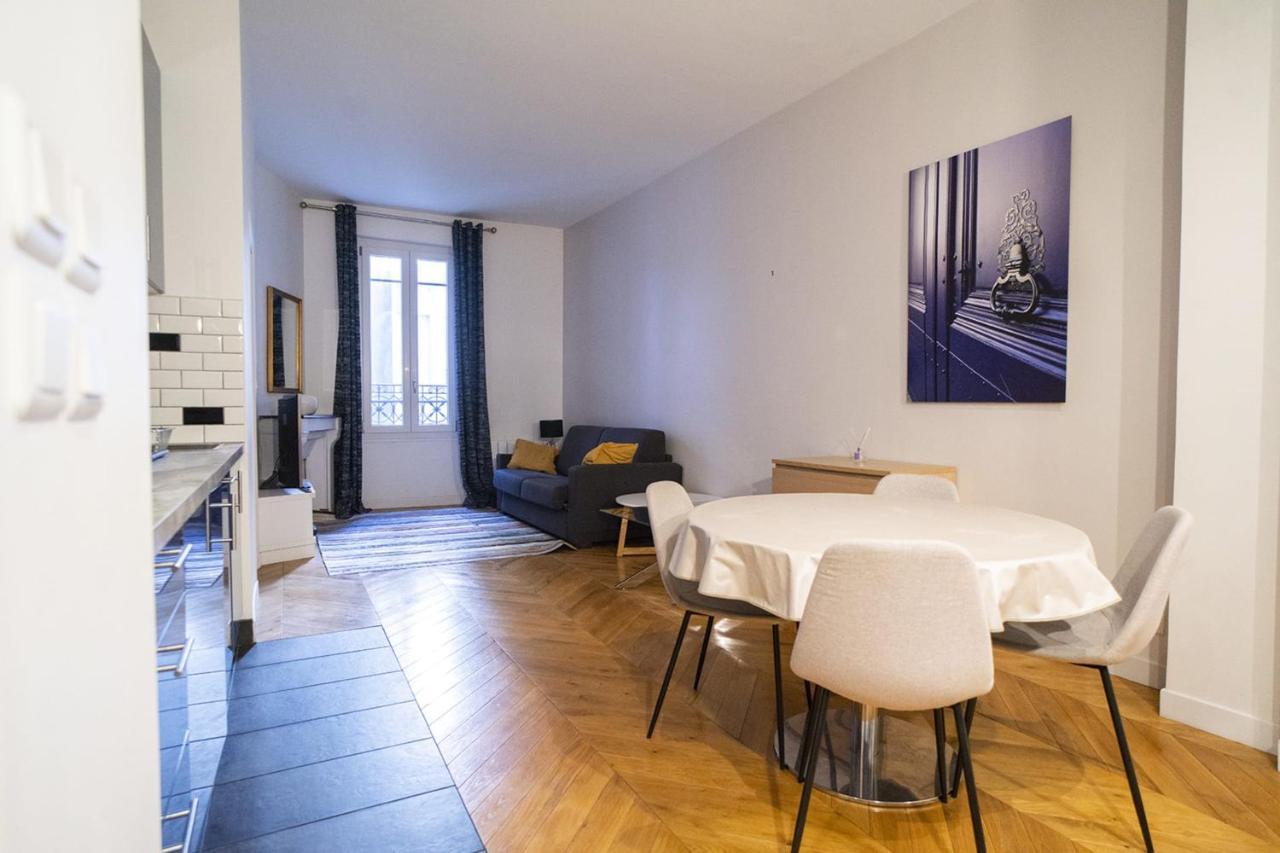 Apartment Near Montmartre ปารีส ภายนอก รูปภาพ